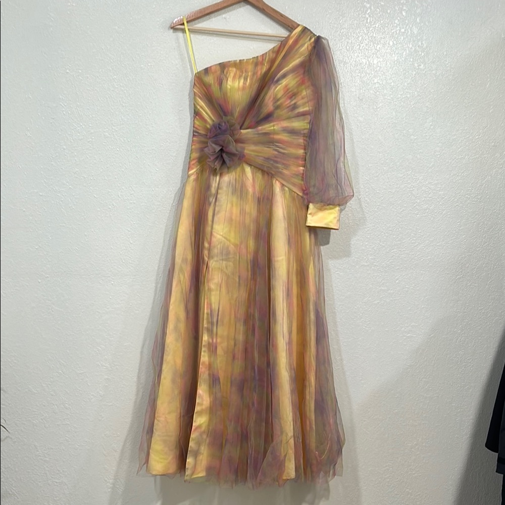 VIP GIRL WOMEN GOLD ASYMMETRICAL ONE SHOULDER GOWN SZ 6